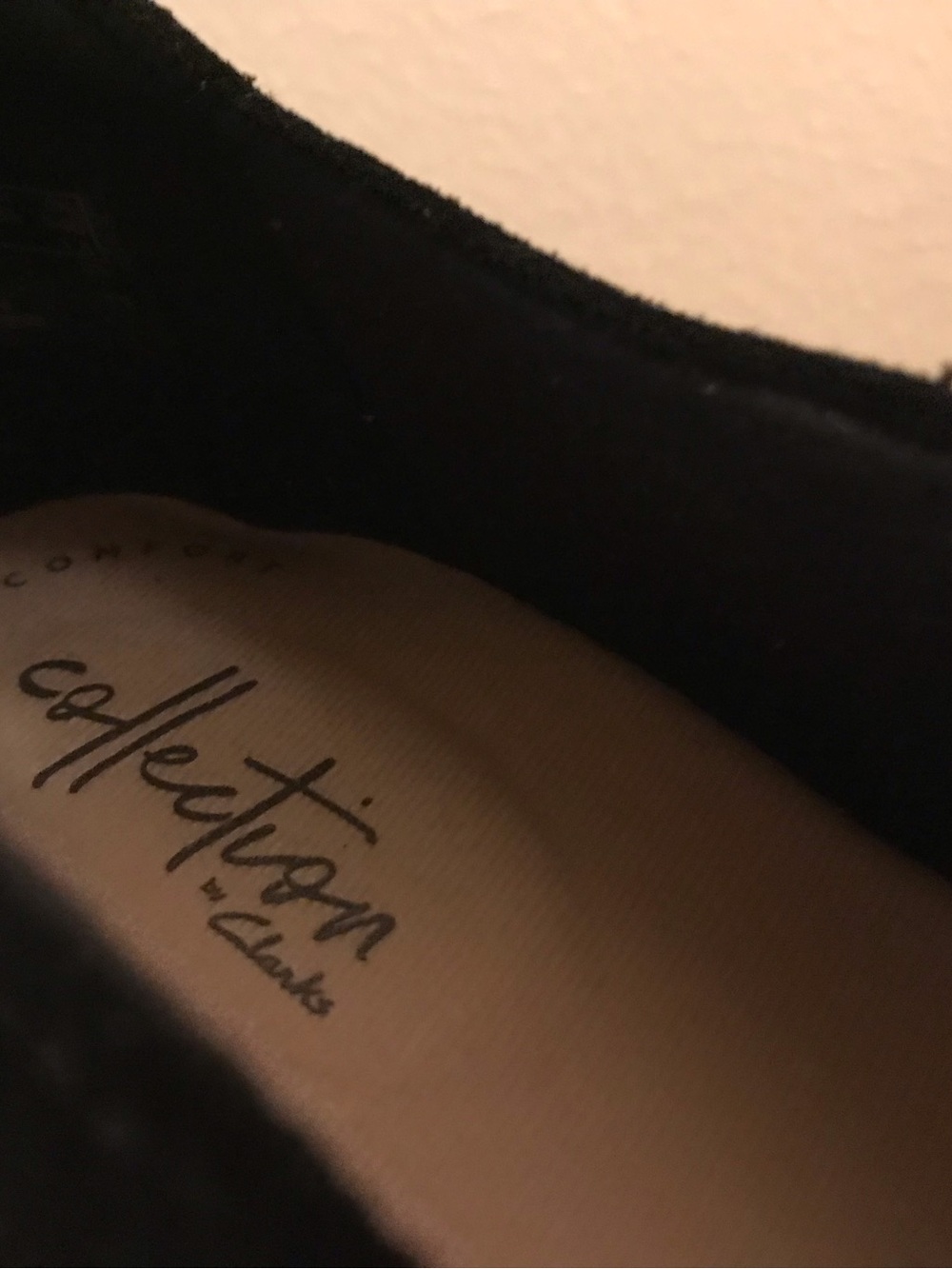 Clarks Women's Black Slip-On Leather and suede Loafers - Casual Comfort - Picture 5 of 8